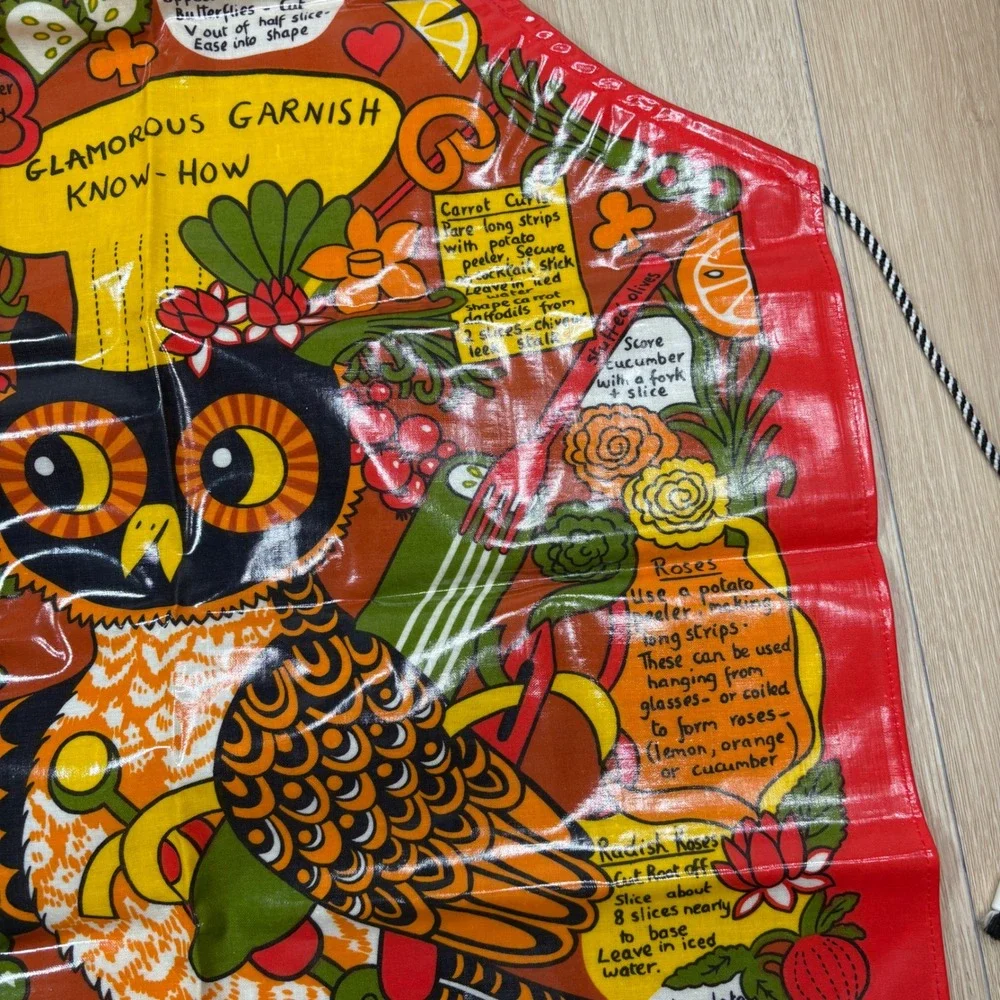 Vintage Erika Glamorous Garnish Know-How Owl Apron Red Retro Kitsch Wipeable
